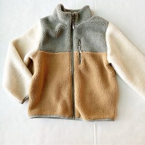 Teddy Jacket in Brown, Cream / Color-block
NWT -